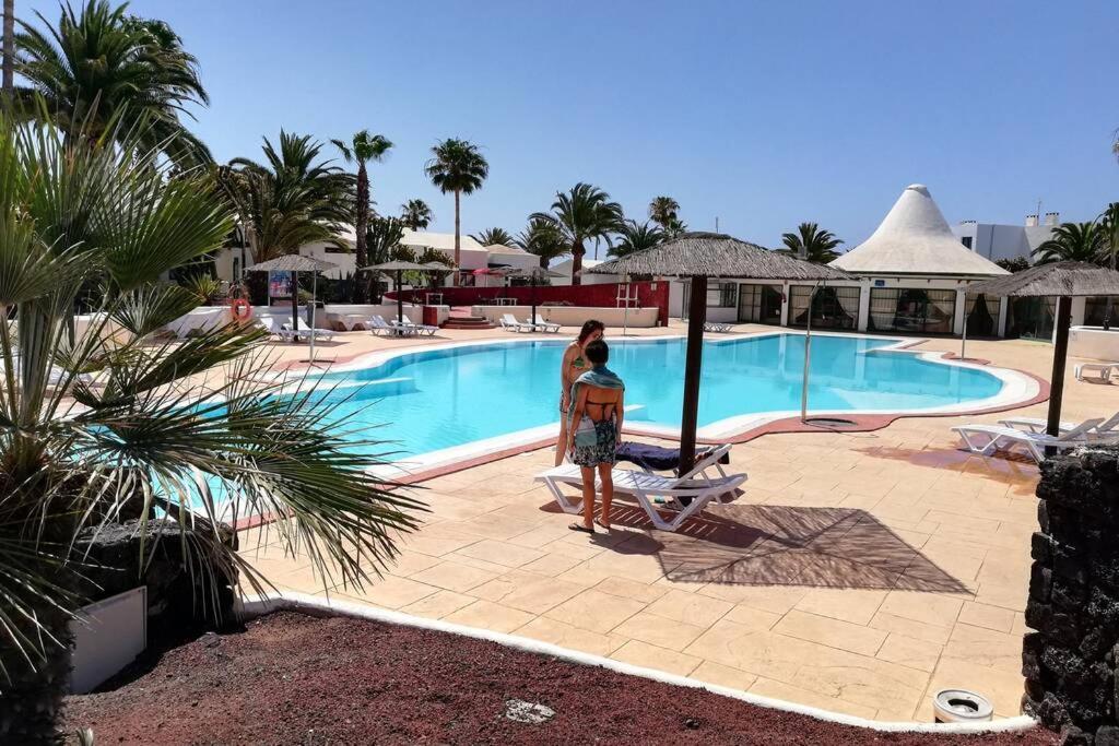 Apartamento Giovanni 09 Playa Roca Costa Teguise Exteriör bild