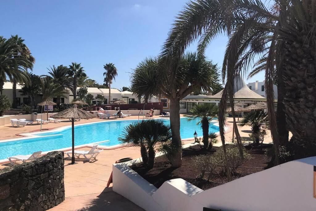 Apartamento Giovanni 09 Playa Roca Costa Teguise Exteriör bild